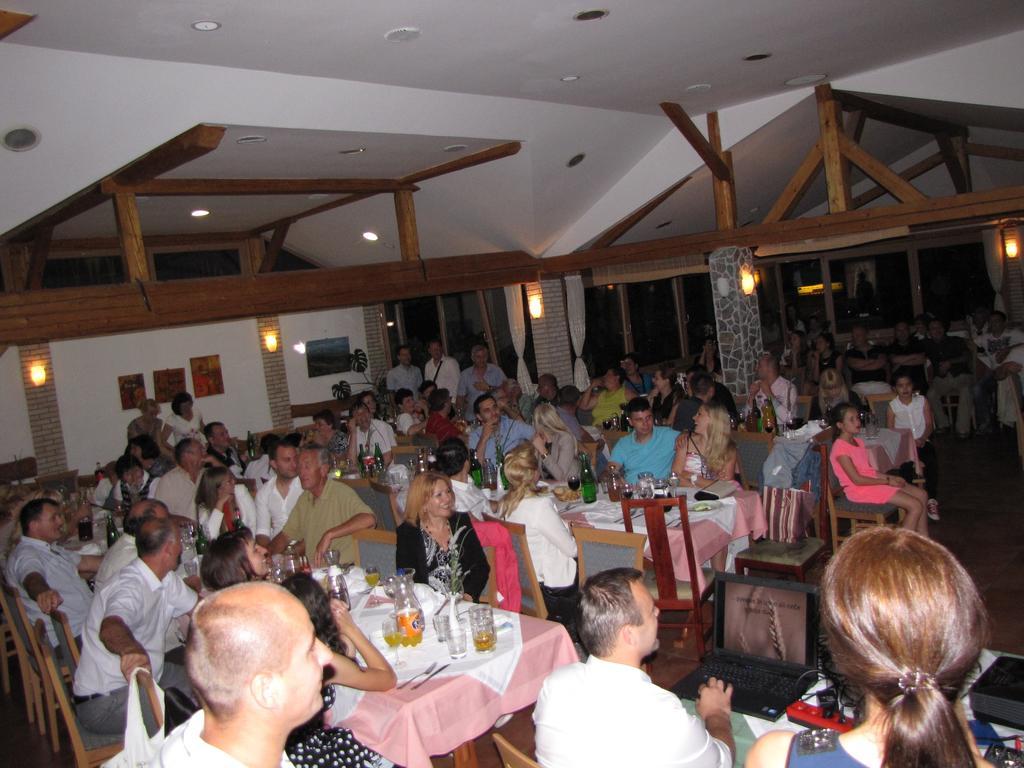 Guesthouse Zorko Gostilna Domen Smarjeske Toplice Luaran gambar