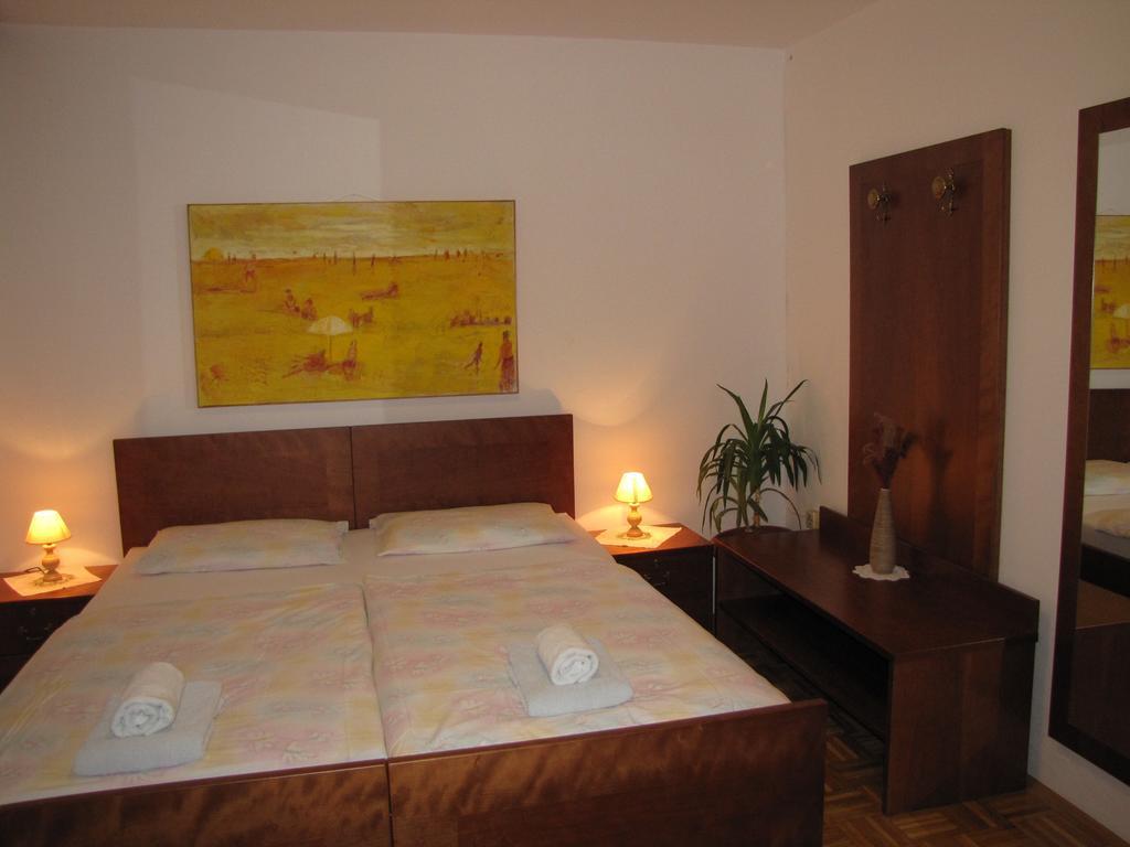 Guesthouse Zorko Gostilna Domen Smarjeske Toplice Luaran gambar