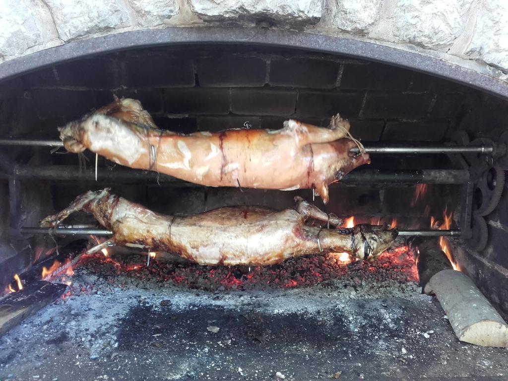 Guesthouse Zorko Gostilna Domen Smarjeske Toplice Luaran gambar